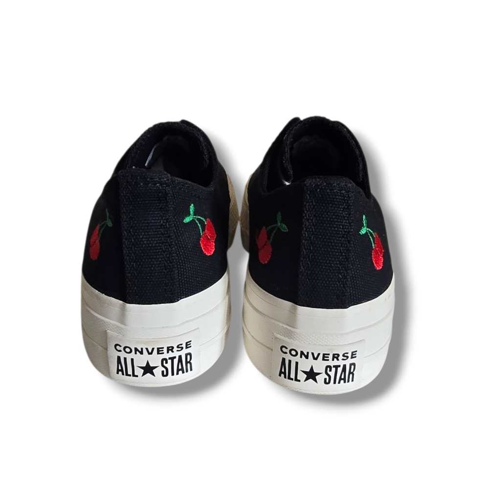 New 🌹CONVERSE Women's Chuck Taylor All-Star Lift Platform Cherries Sneakers - Picture 6 of 16
